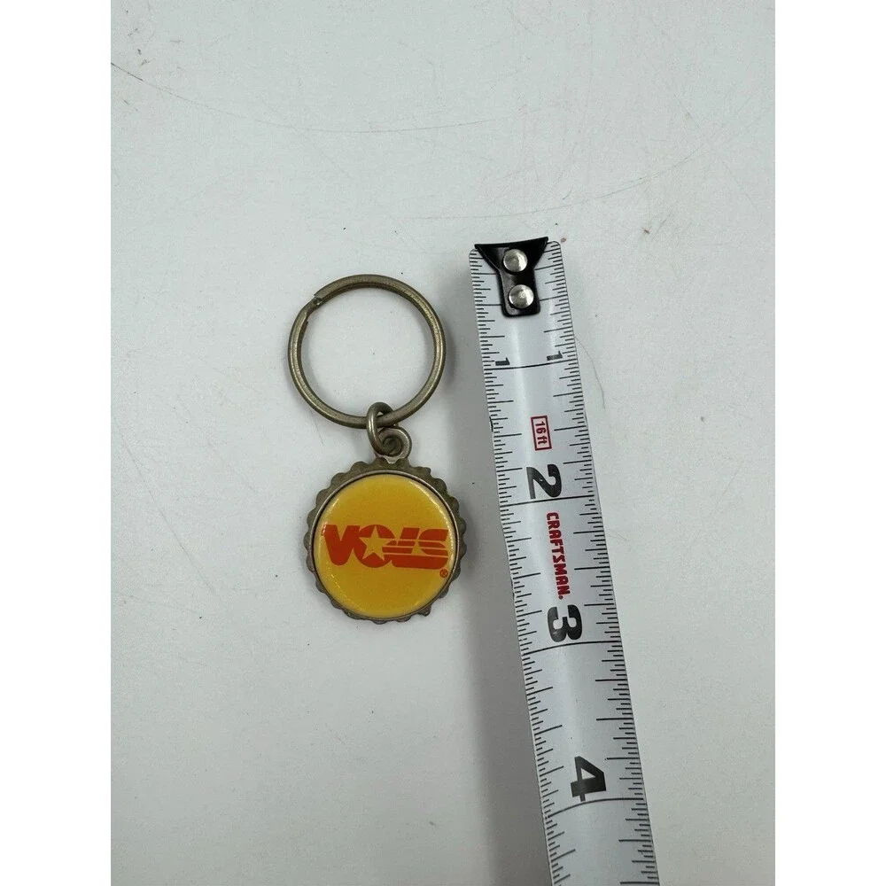 Vintage Metal Tennessee VOLS Bottle Top Design Keyring